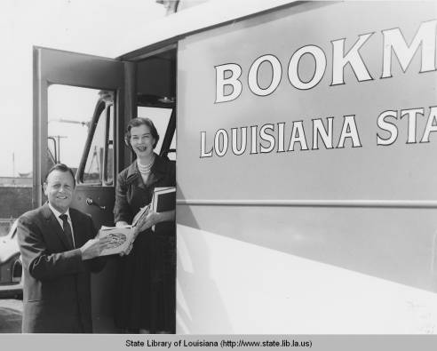 Louisiana_Governor_Jimmie_Davis_and_State_Librarian_Sallie_Farrell_with_the_Louisiana_State_Library_Bookmobile (1)